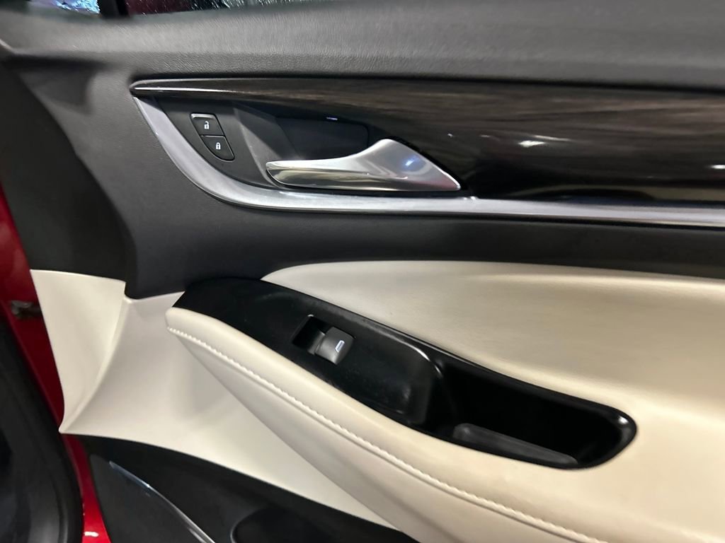 Used 2023 Buick Enclave Essence w/ Sport Touring Edition image 34