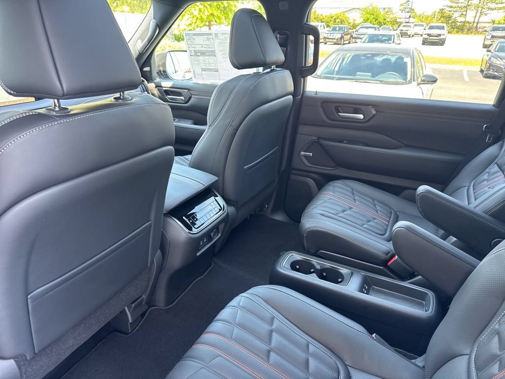 New 2026 Nissan Armada PRO-4X AWD/4WD image 14