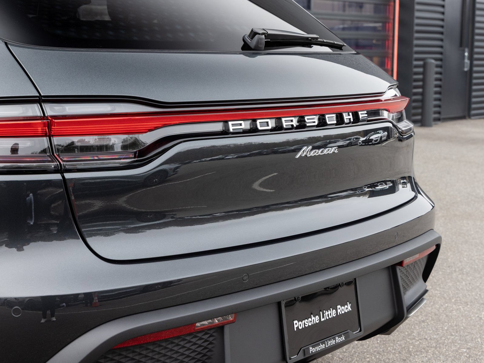 New 2026 Porsche Macan AWD/4WD image 12