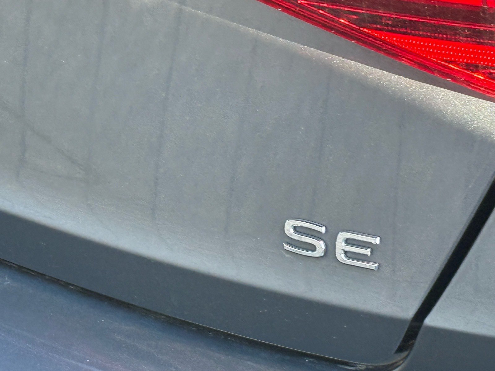 Used 2025 Volkswagen Jetta SE FWD image 11