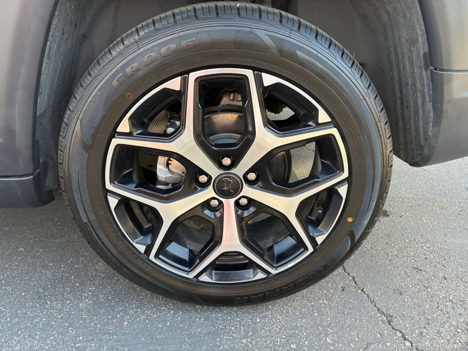 Used 2025 Jeep Compass Limited AWD/4WD image 31