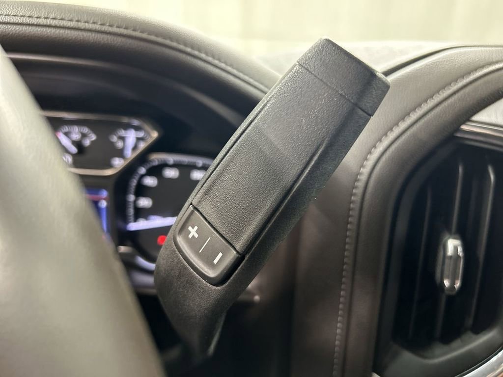 Used 2020 GMC Sierra 1500 SLT w/ SLT Premium Plus Package AWD/4WD image 18