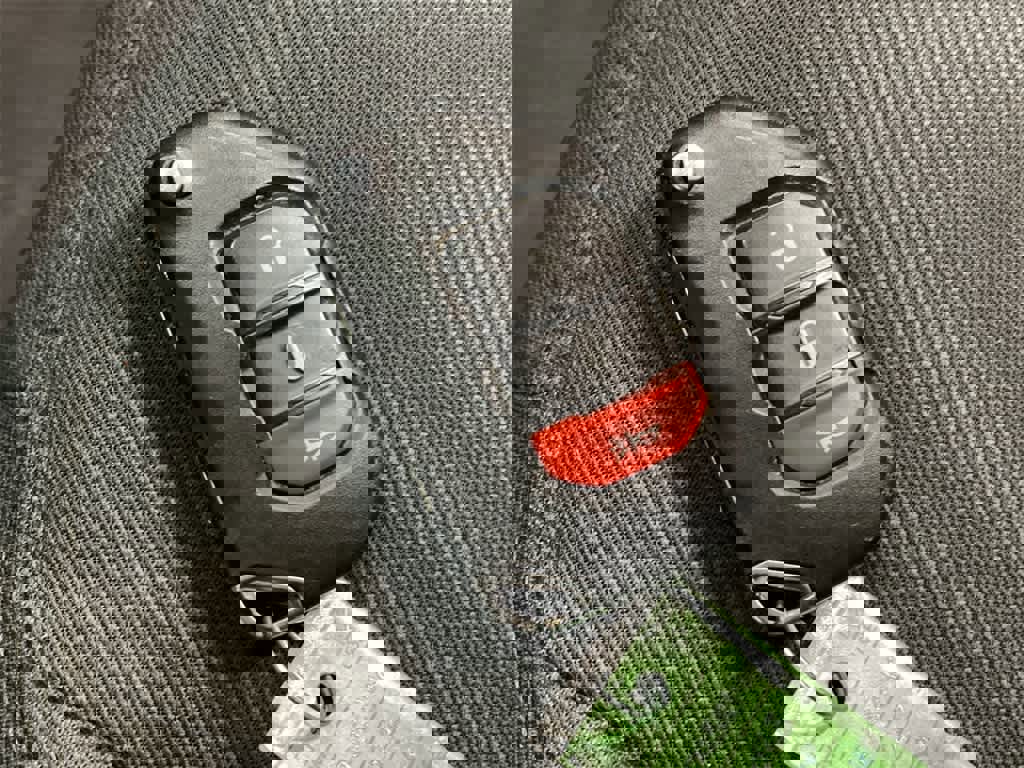 Used 2023 Jeep Wrangler Unlimited image 30