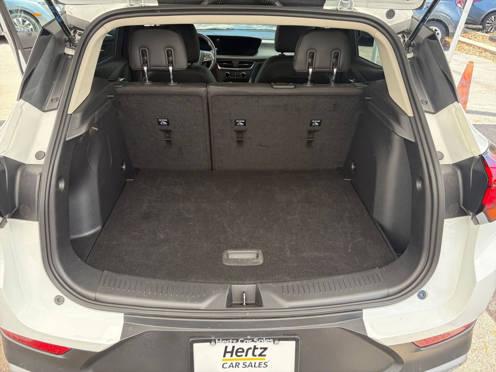 Used 2025 Buick Encore GX Preferred FWD image 30