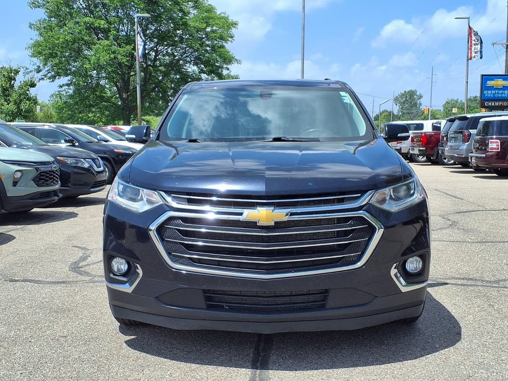 Used 2020 Chevrolet Traverse LT w/ LPO, Floor Liner Package AWD/4WD image 2