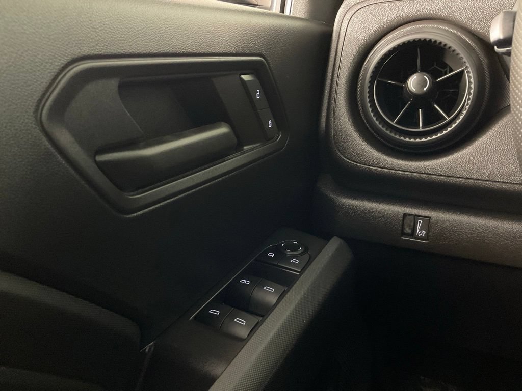 Used 2023 Chevrolet Colorado Trail Boss AWD/4WD image 19