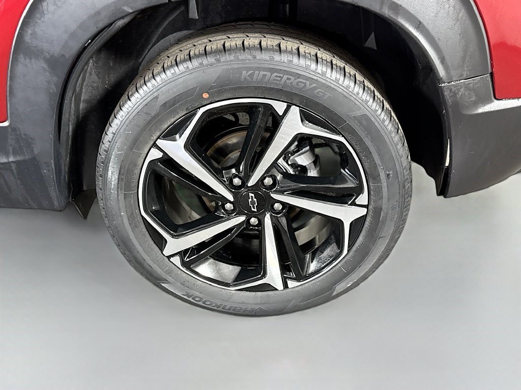 Used 2023 Chevrolet TrailBlazer RS FWD image 36
