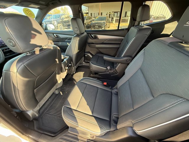 Used 2025 Buick Enclave Sport Touring image 14