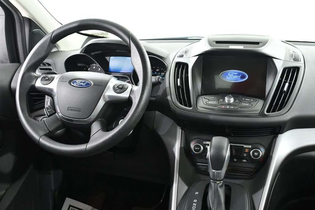 Used 2016 Ford Escape SE w/ Equipment Group 201A AWD/4WD image 8