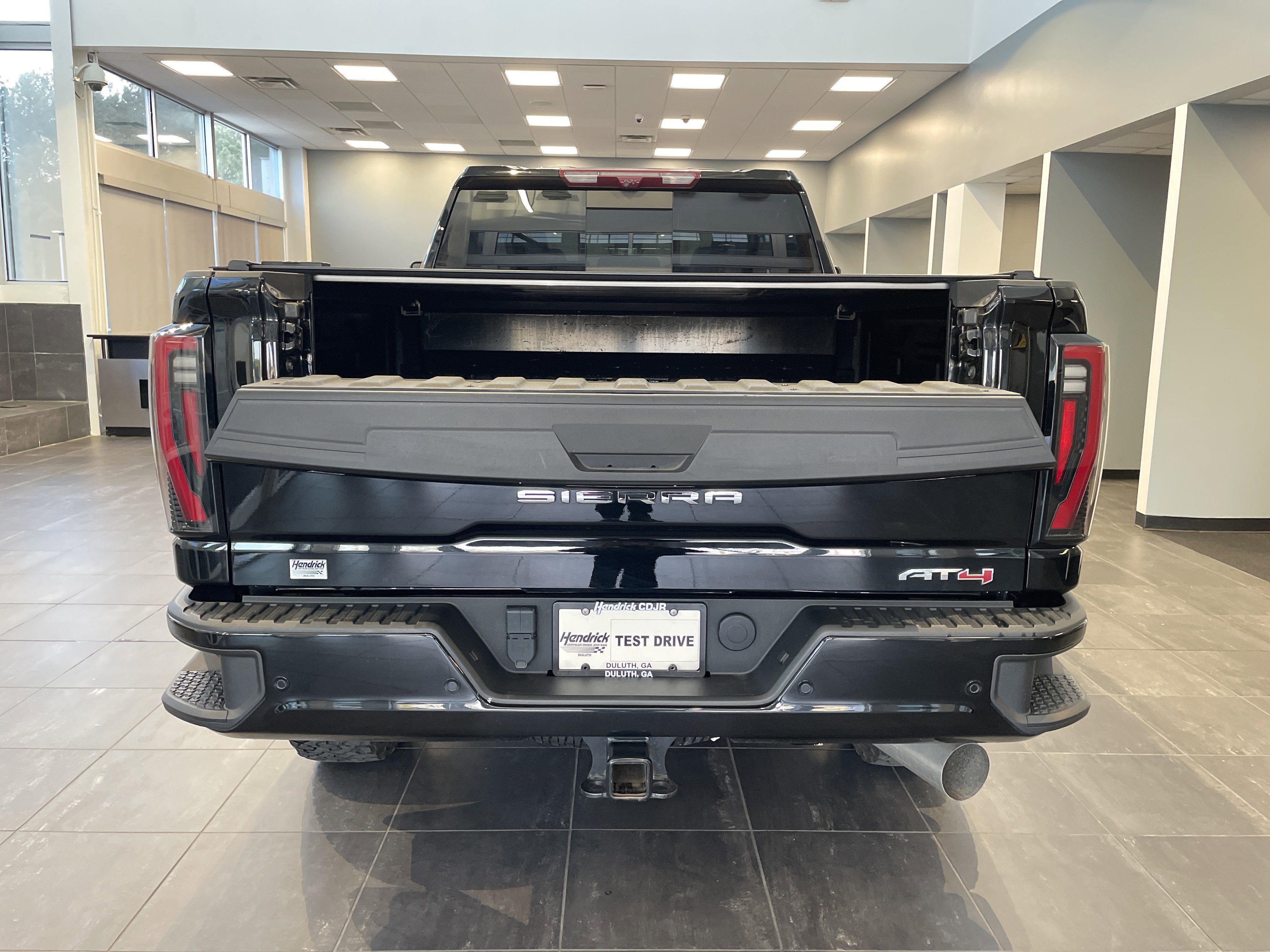 Used 2024 GMC Sierra 2500 AT4 w/ AT4 Premium Plus Package AWD/4WD image 40