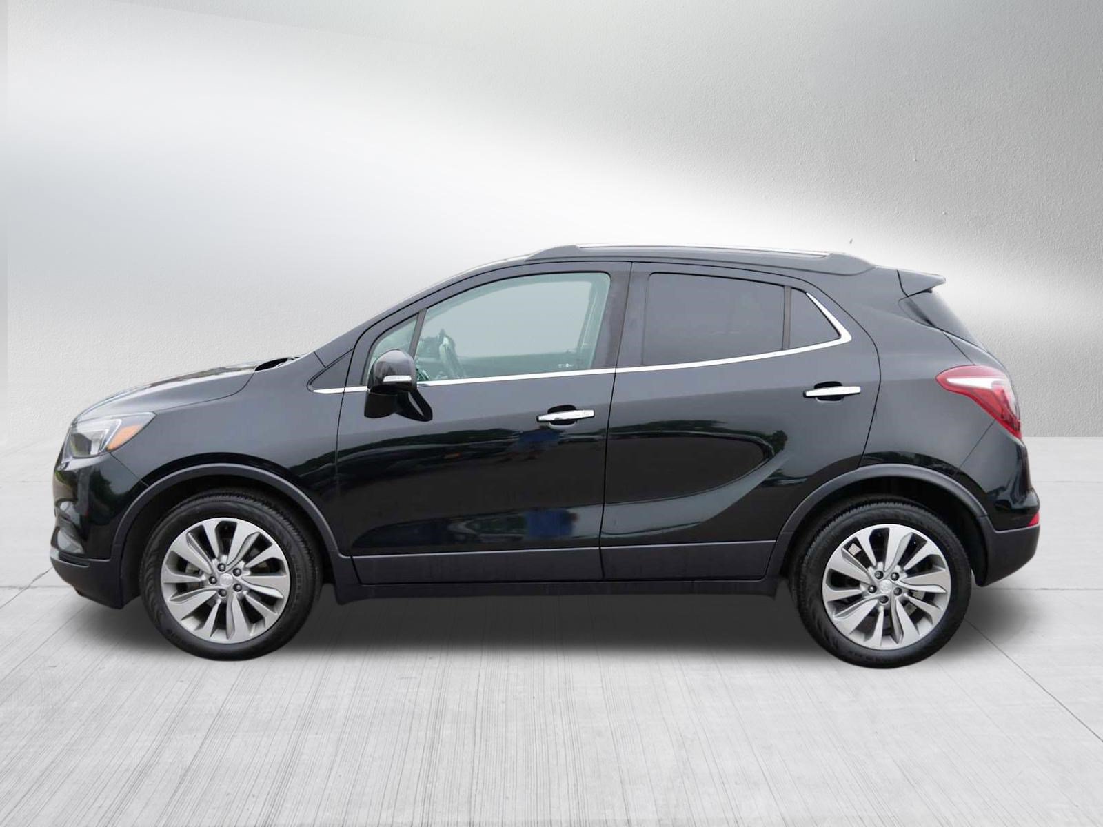 Used 2017 Buick Encore Preferred FWD image 4