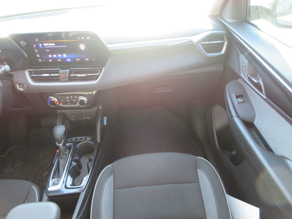 Certified 2026 Chevrolet TrailBlazer LT w/ LT Cold Weather Package image 16