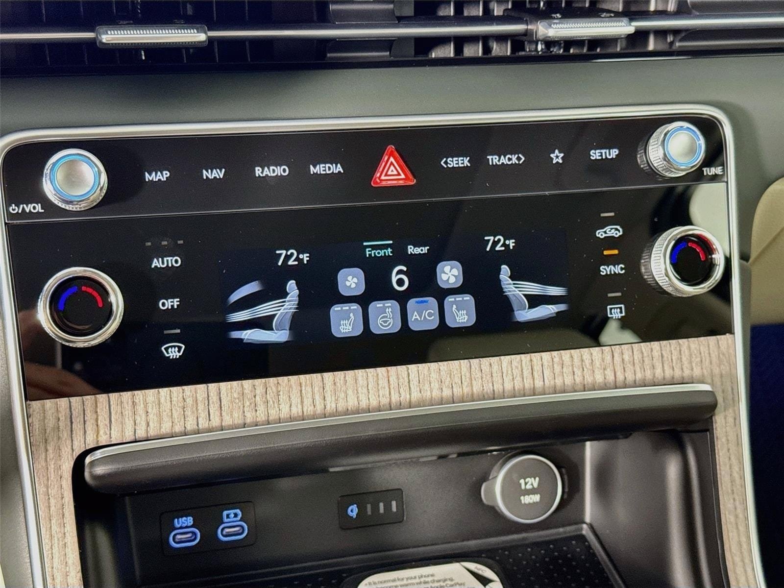 New 2027 Genesis GV80 2.5T Select AWD/4WD image 18