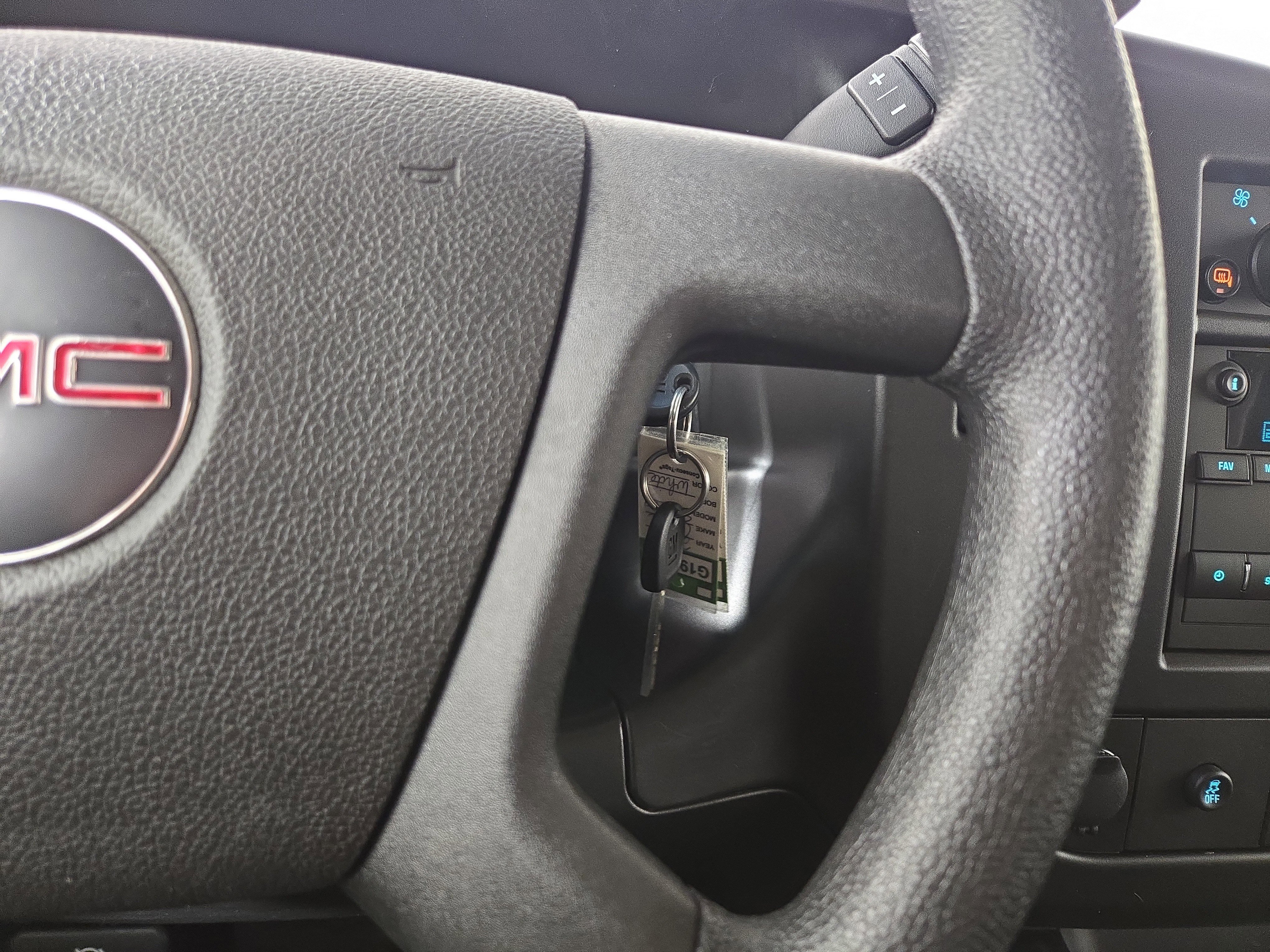 Certified 2023 GMC Savana 2500 w/ Driver Convenience Package image 16