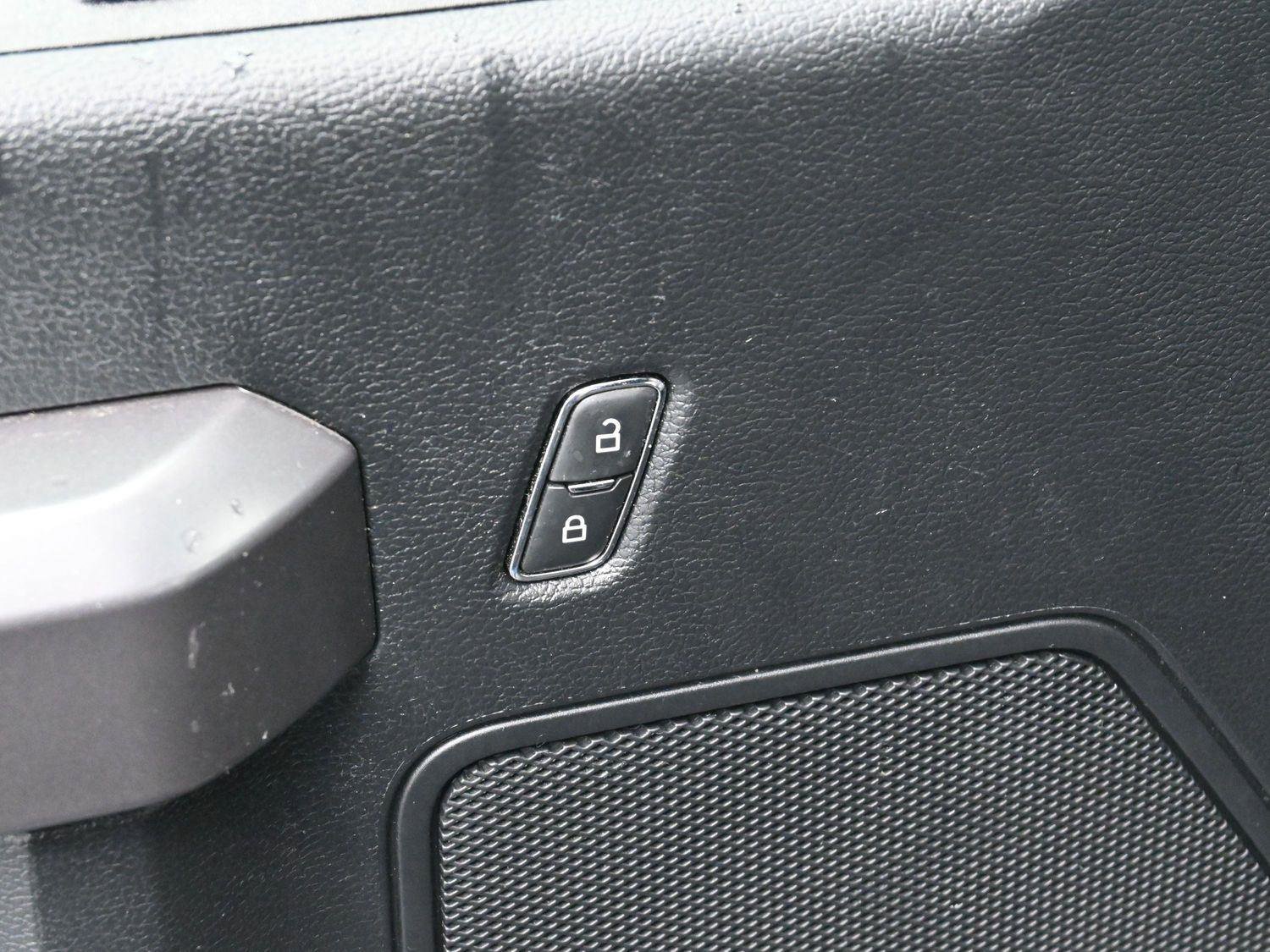 Used 2020 Ford F150 XLT w/ Equipment Group 302A Luxury image 12