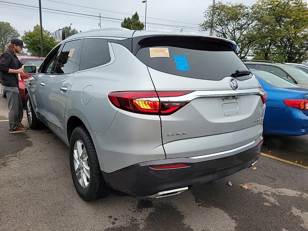 Used 2018 Buick Enclave Essence FWD image 4