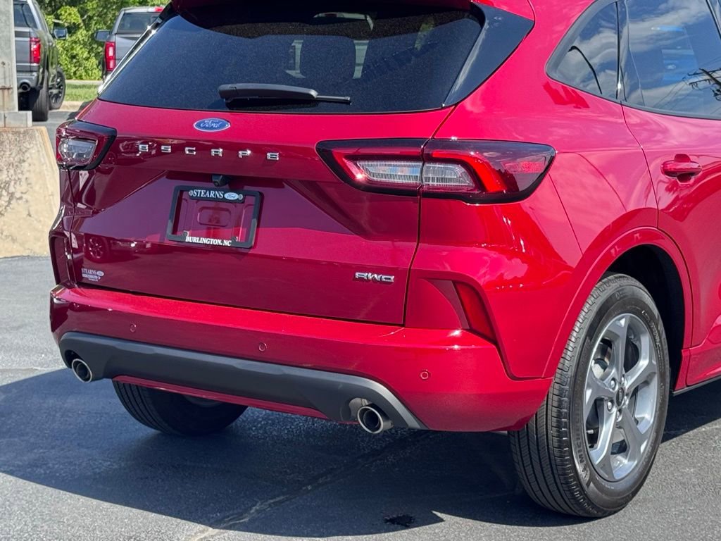 Used 2024 Ford Escape ST-Line w/ Tech Pack #1 AWD/4WD image 39