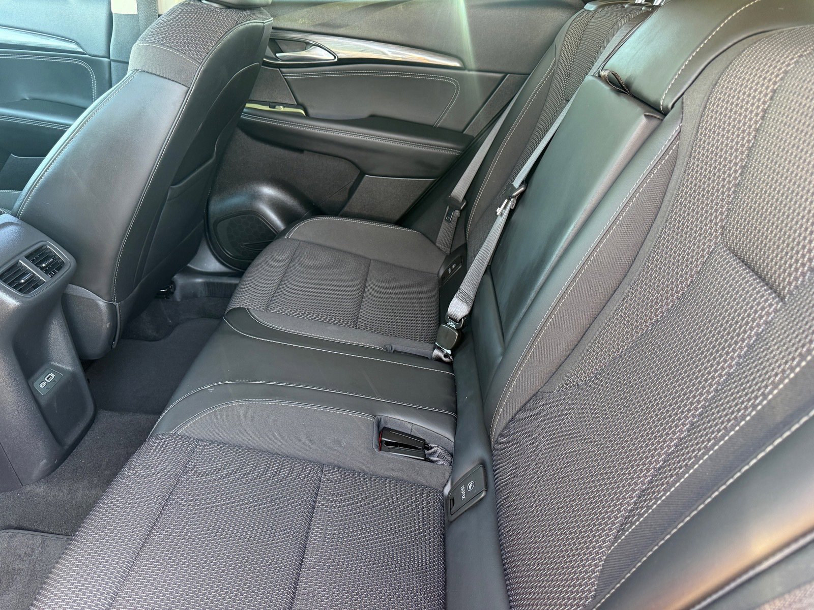 Used 2023 Buick Envision Preferred w/ Sport Touring Package image 21