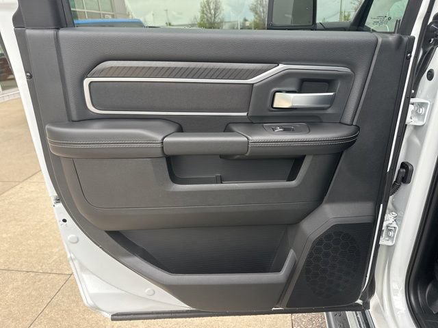 New 2026 RAM 2500 Big Horn AWD/4WD image 25