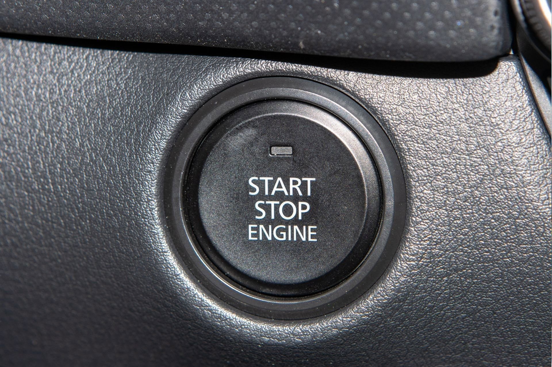 Certified 2025 MAZDA CX-50 AWD 2.5 S w/ Premium Package image 28