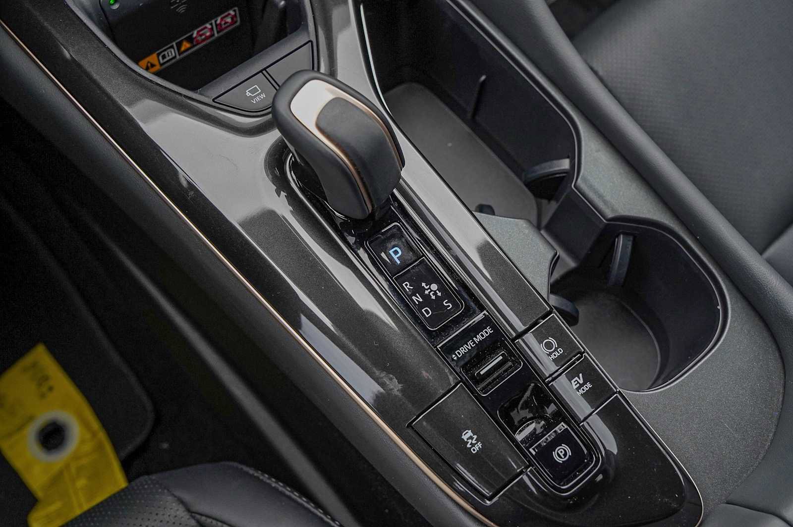 Used 2025 Toyota Crown Signia image 20