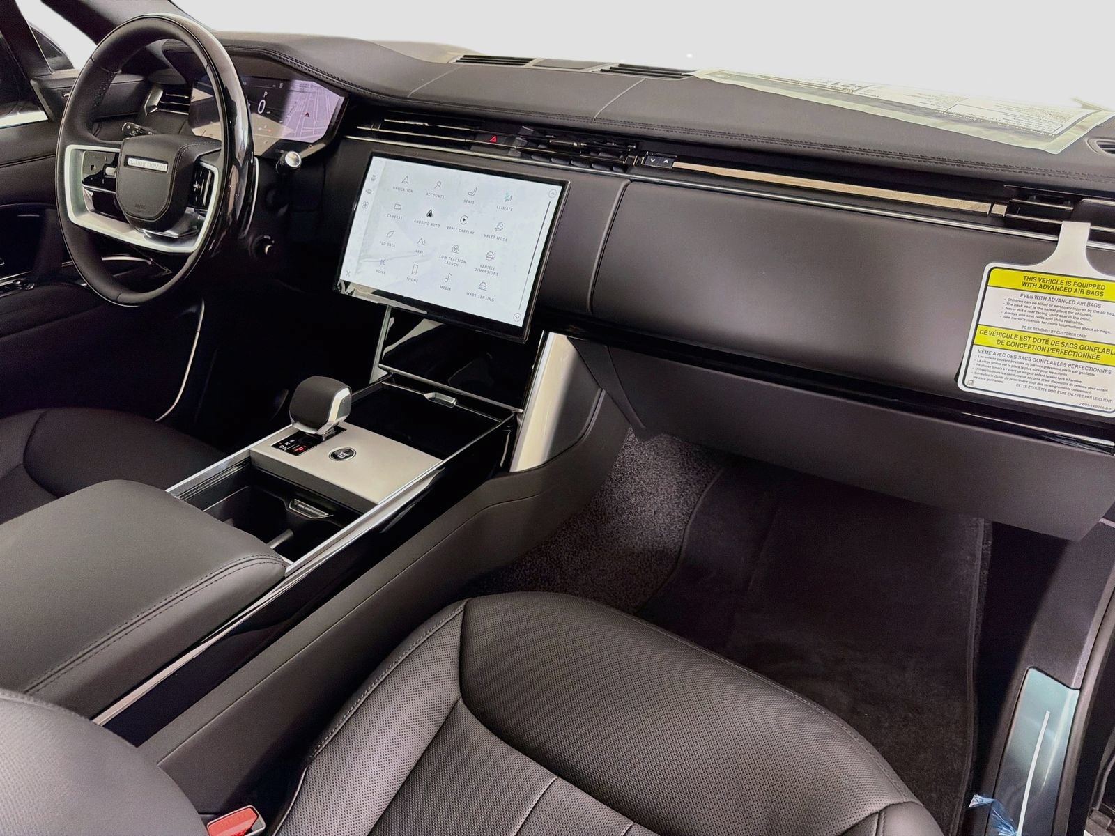 New 2026 Land Rover Range Rover Long Wheelbase SE AWD/4WD image 35