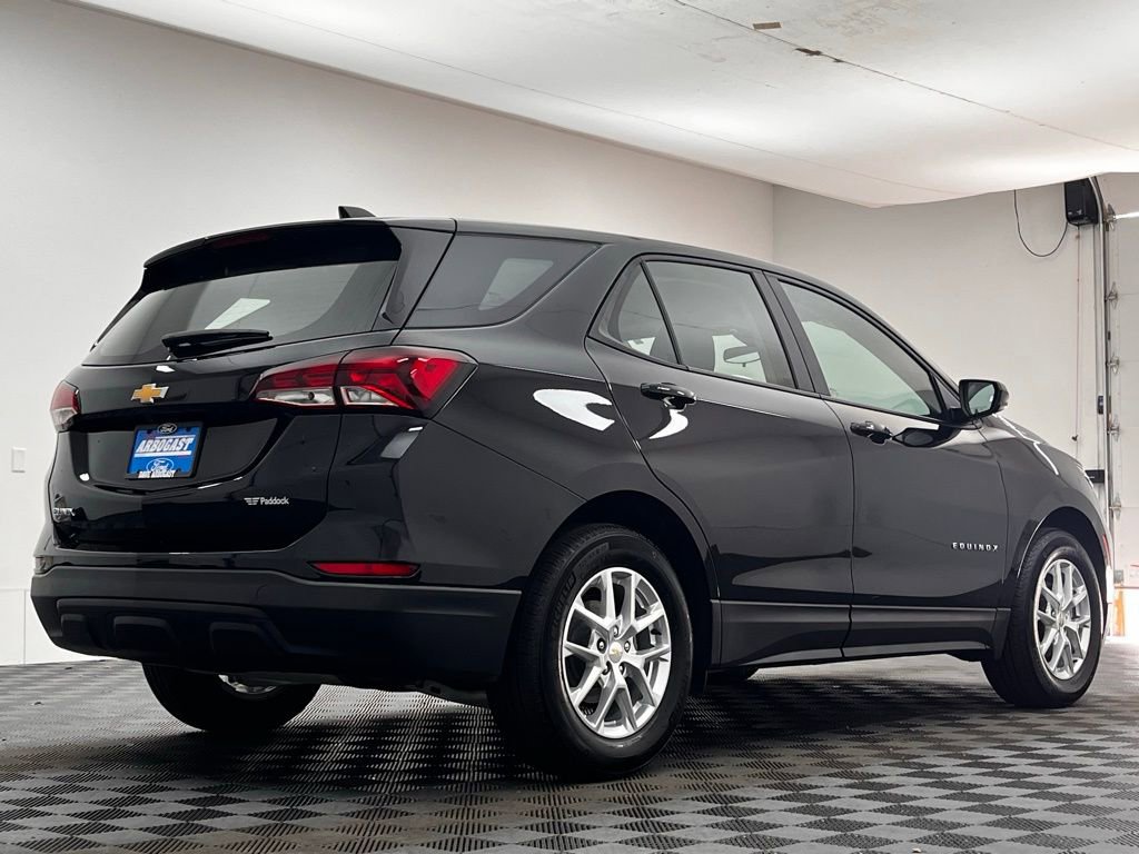 Used 2024 Chevrolet Equinox LS w/ LPO, Floor Liner Package image 7