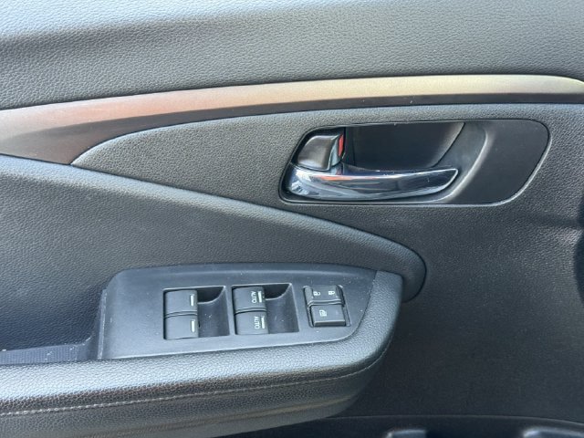 Used 2021 Honda Passport Sport image 23