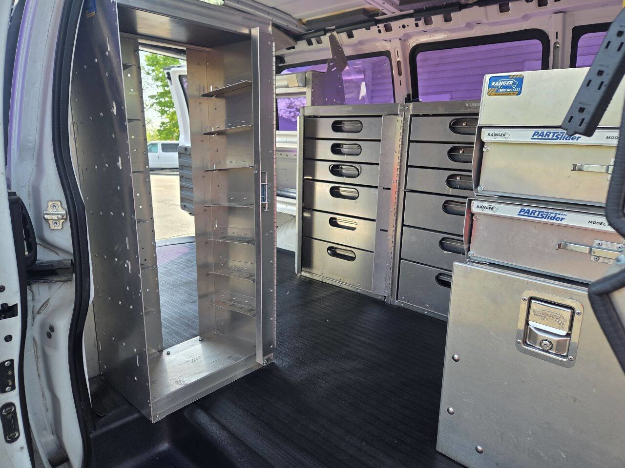 Used 2012 Chevrolet Express 3500 RWD image 26