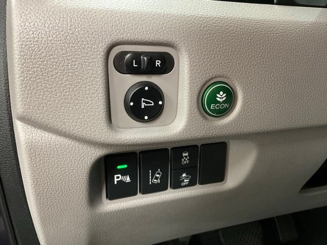 Certified 2017 Honda Pilot Touring image 38