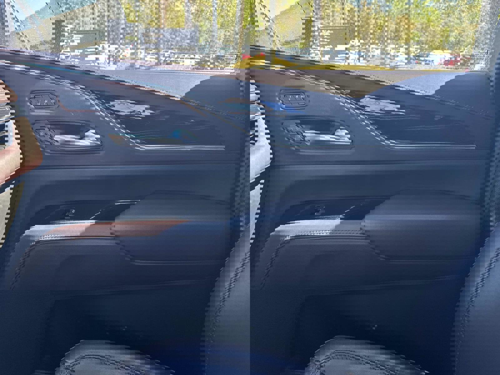 Used 2023 Cadillac Escalade ESV V w/ Heavy-Duty Trailer Package image 23