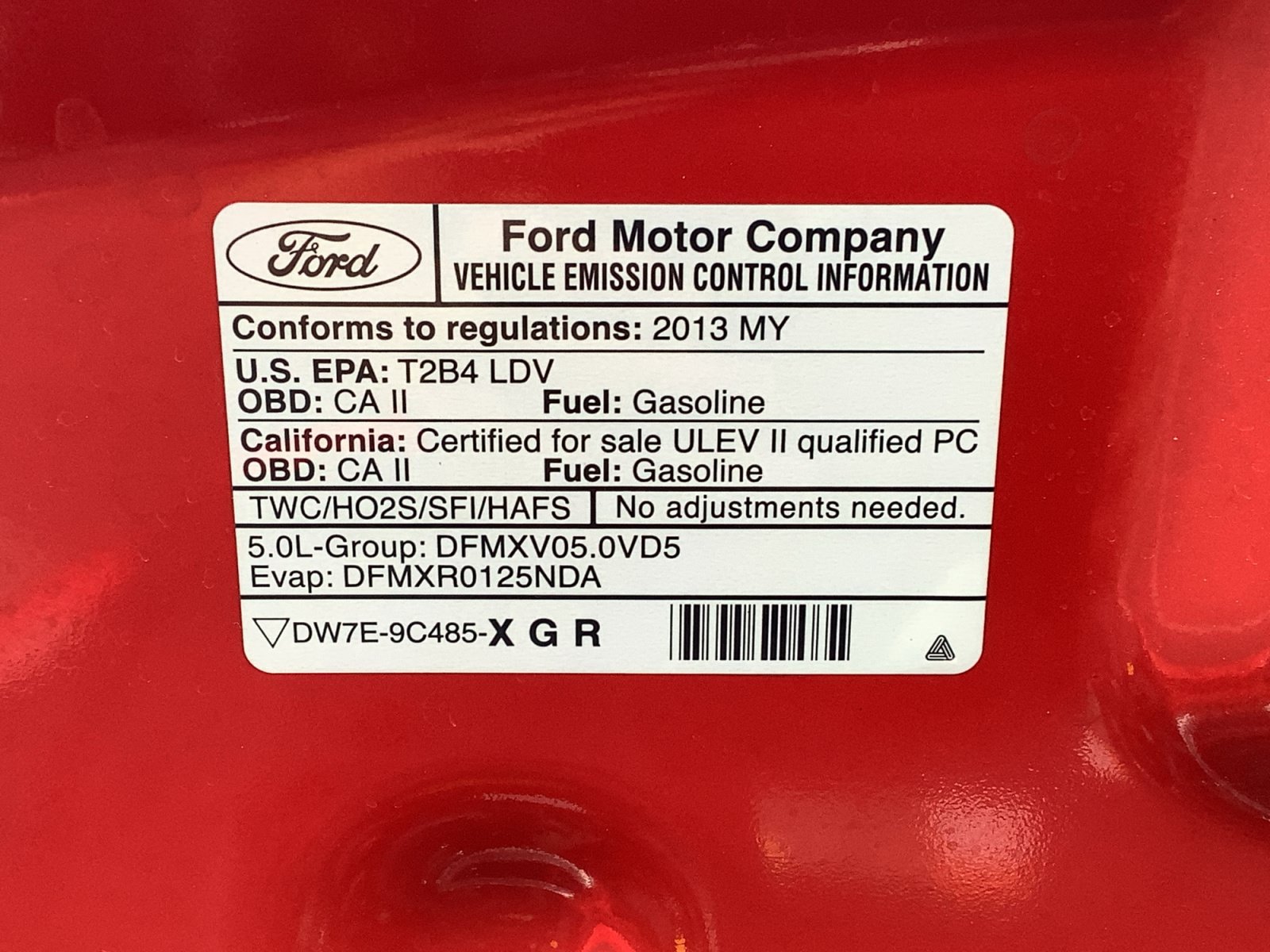 Used 2013 Ford Mustang GT Premium w/ Security Pkg RWD image 18