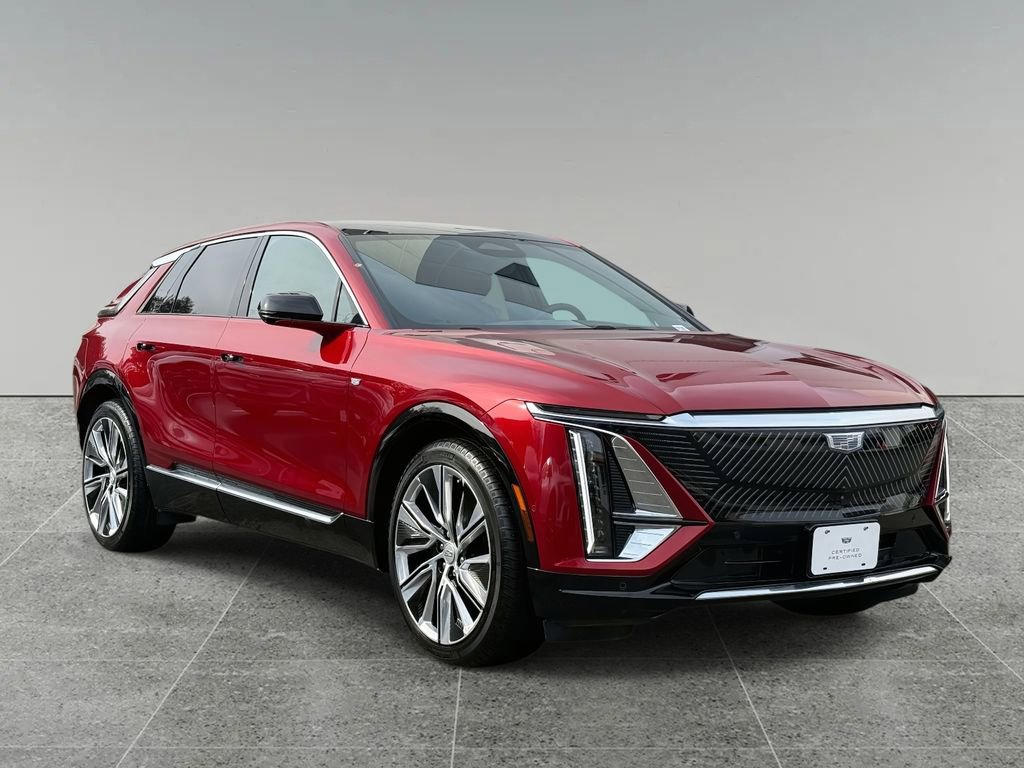 Used 2024 Cadillac Lyriq Luxury w/ LPO, Floor Liner Package image 10