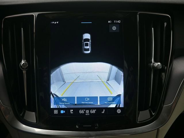 Used 2024 Volvo S60 B5 Core w/ Climate Package image 20