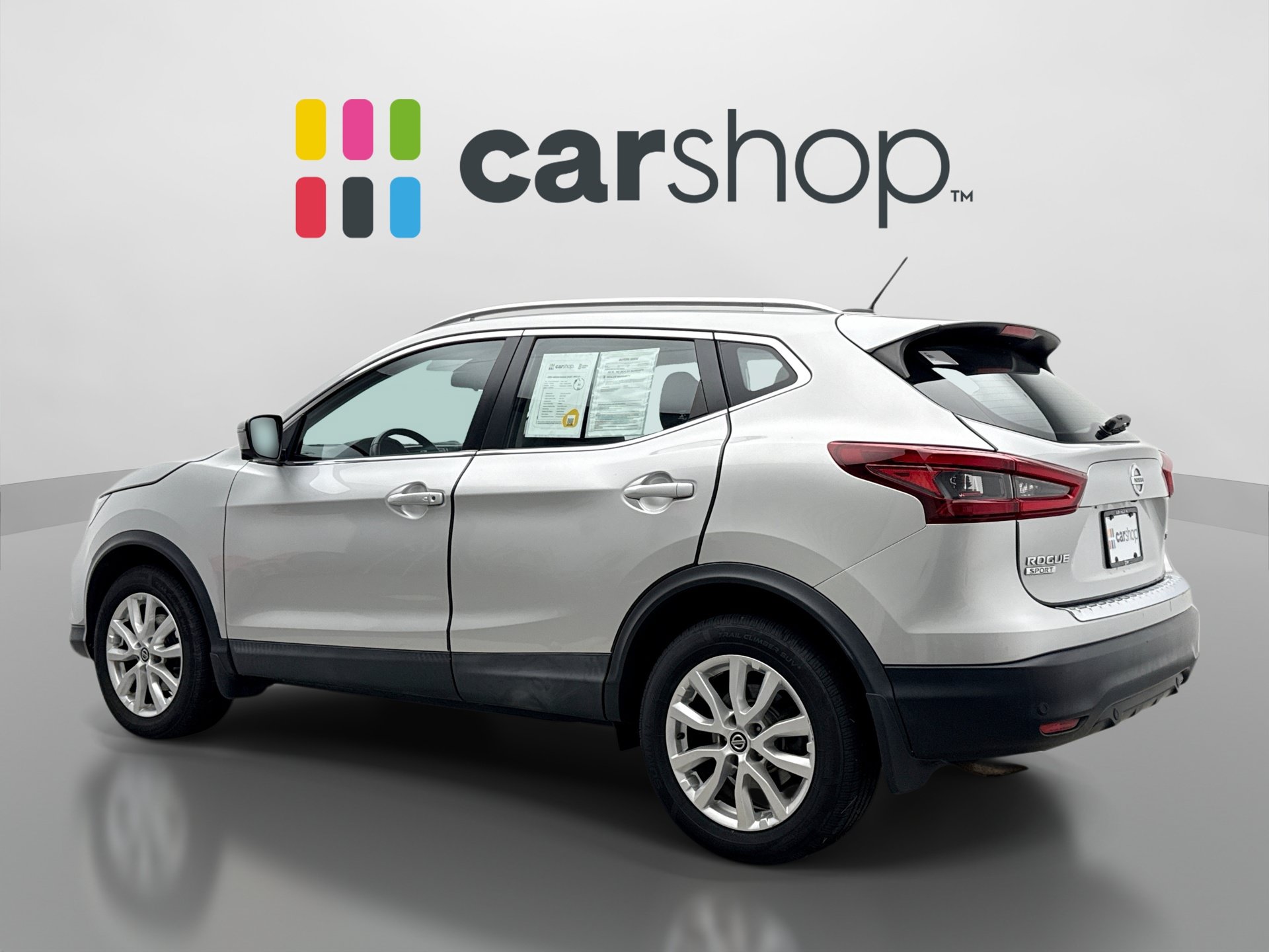 Used 2020 Nissan Rogue Sport SV w/ Technology Package AWD/4WD image 3