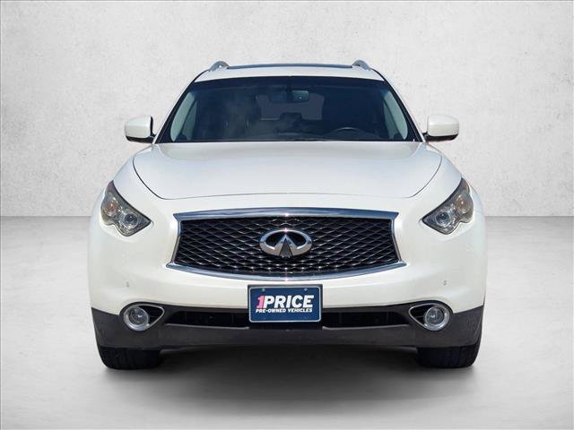Used 2017 INFINITI QX70 AWD w/ Premium Package image 2