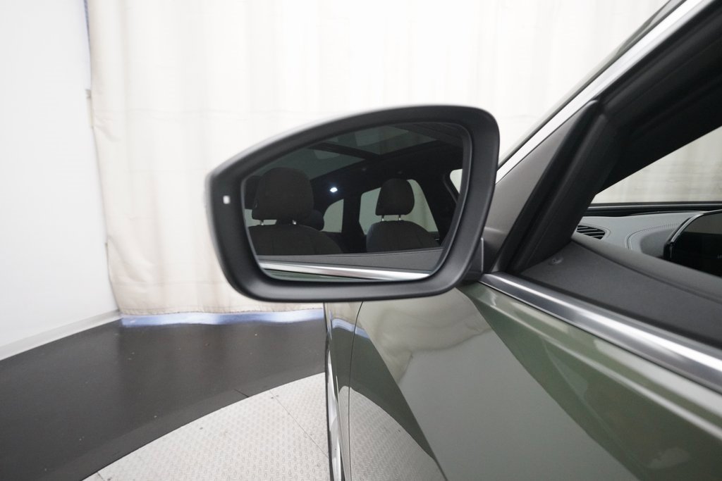 Used 2025 Audi Q5 Premium Plus w/ Premium Plus image 15