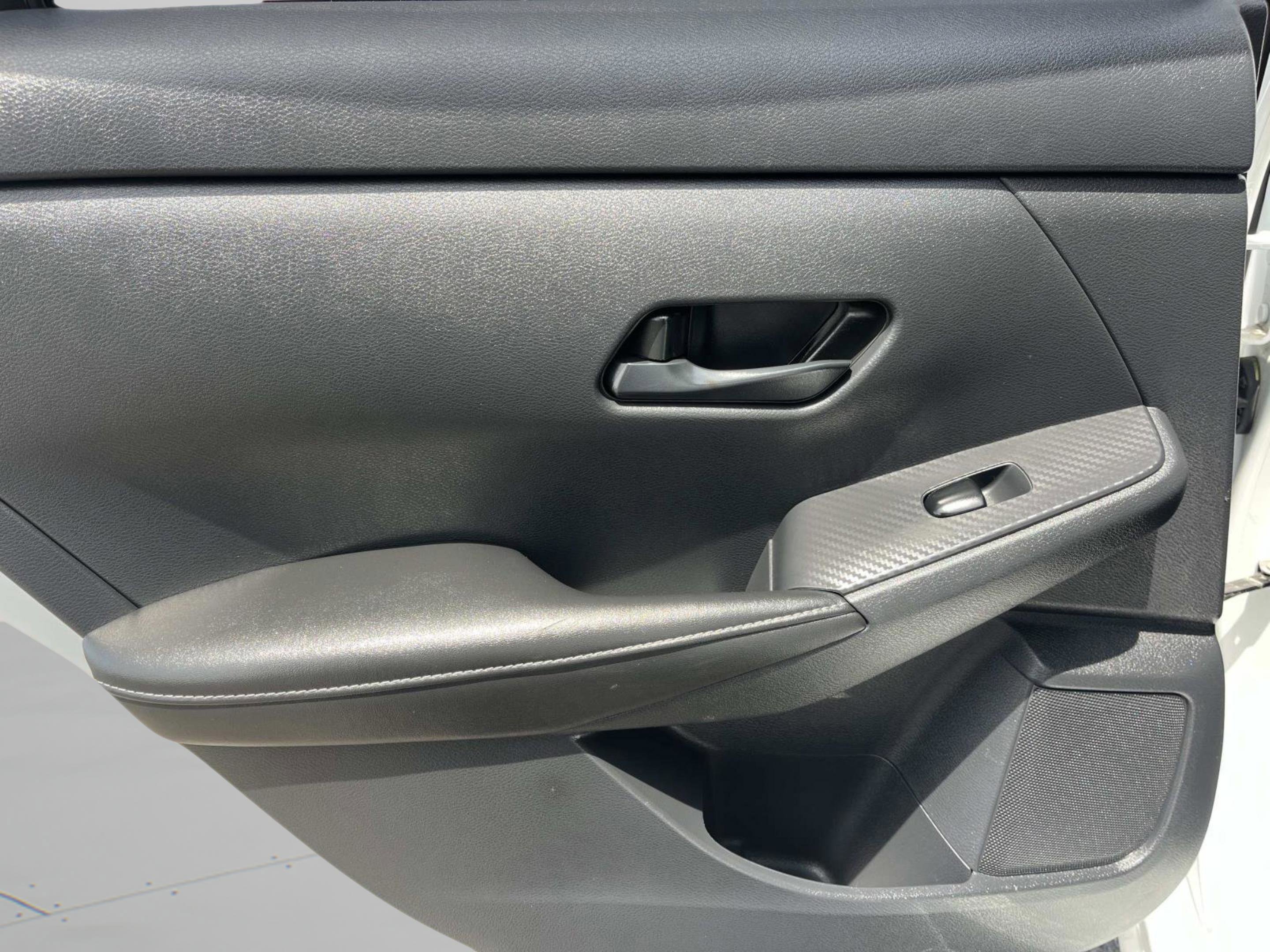 Used 2024 Nissan Sentra S FWD image 14