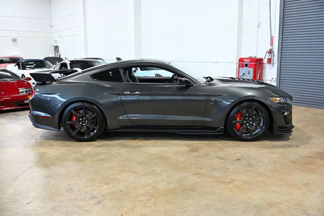 Used 2020 Ford Mustang Shelby GT500 w/ Carbon Fibre Track Pack image 17