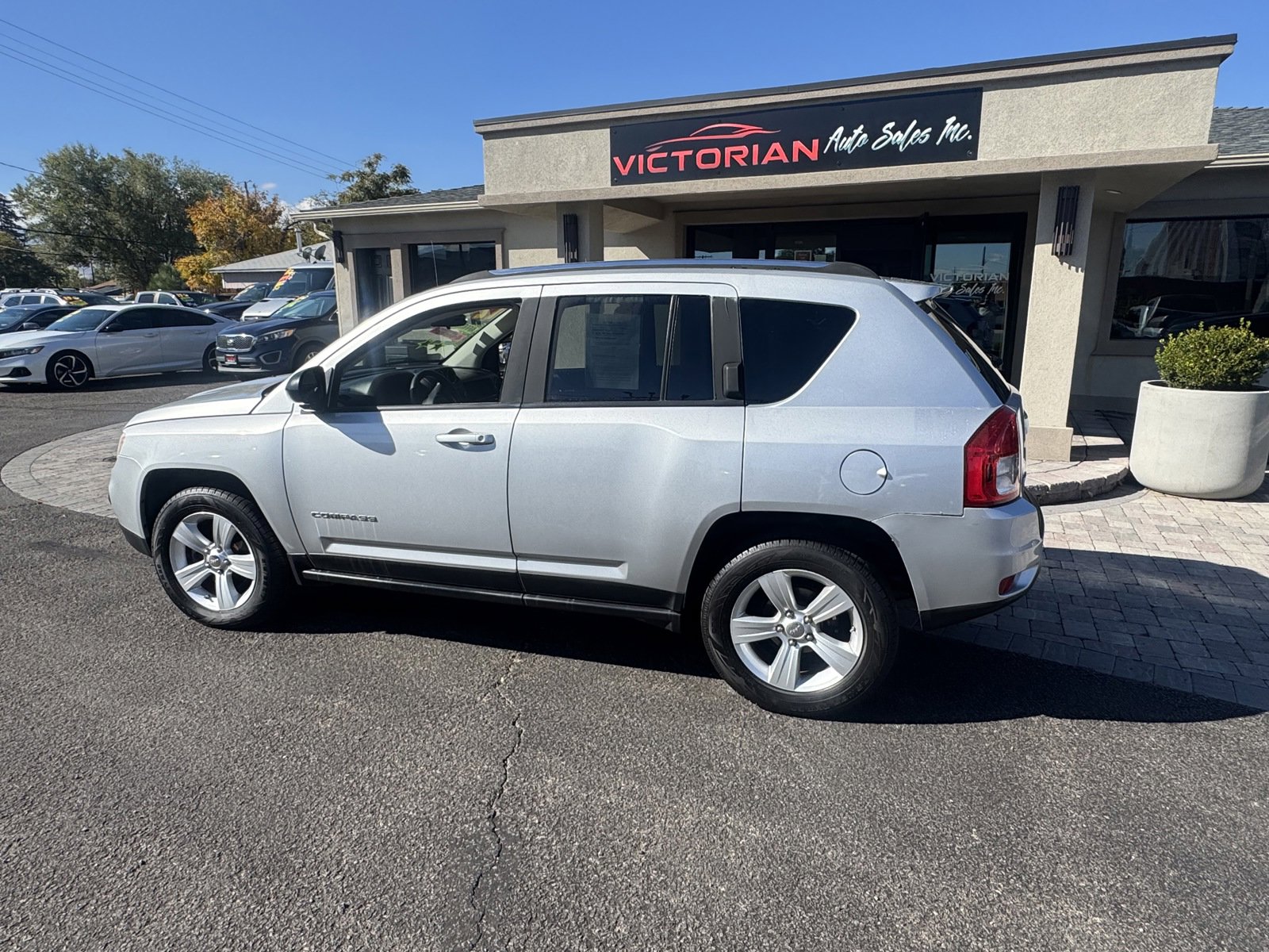 Used 2012 Jeep Compass Sport image 3