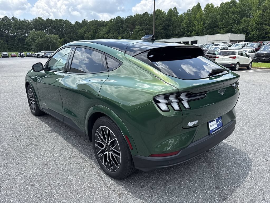 Used 2025 Ford Mustang Mach-E Premium AWD/4WD image 5