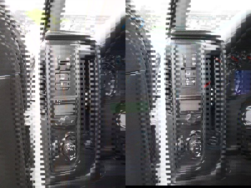 Used 2015 Chevrolet Silverado 3500 W/T image 14