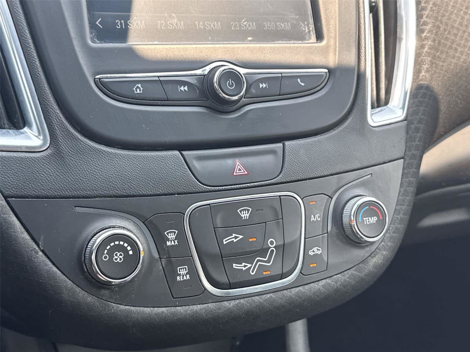 Used 2016 Chevrolet Malibu LT FWD image 19