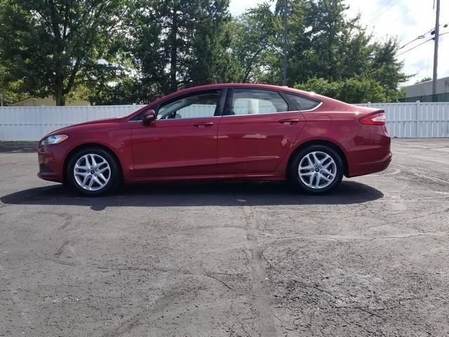 Used 2014 Ford Fusion SE image 9