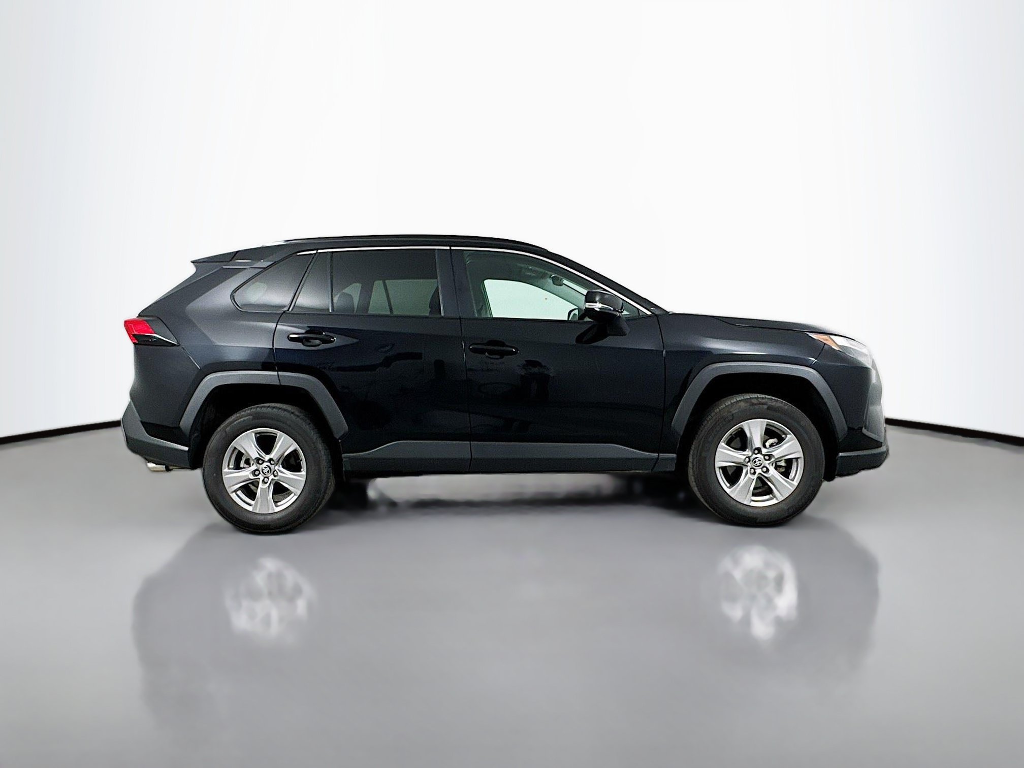 Certified 2025 Toyota RAV4 XLE AWD/4WD image 8