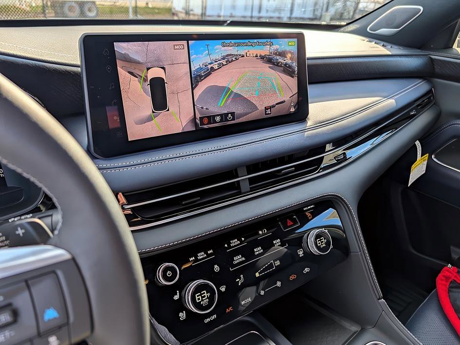 New 2026 INFINITI QX60 Sport image 15