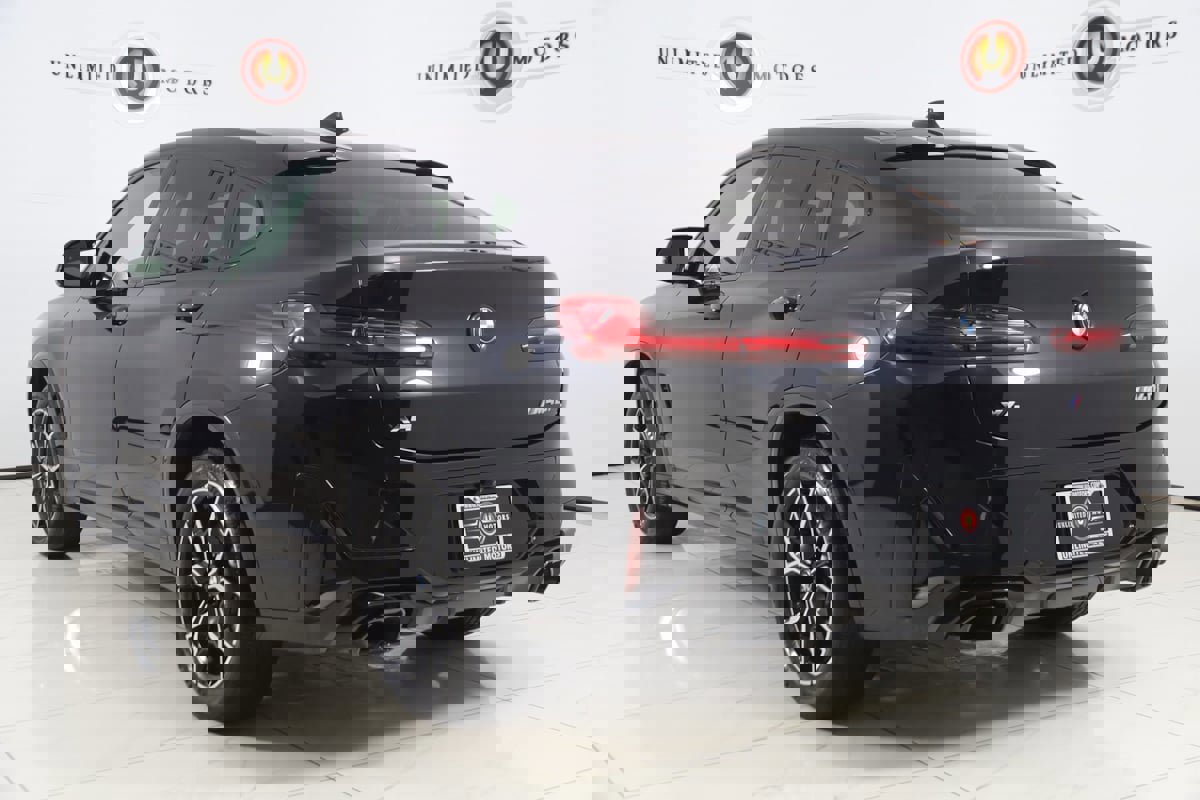 Used 2023 BMW X4 M40i w/ Premium Package image 4