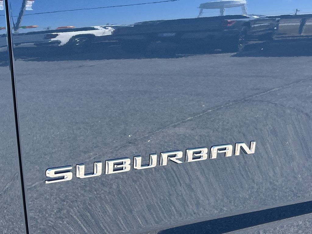 New 2026 Chevrolet Suburban High Country image 29