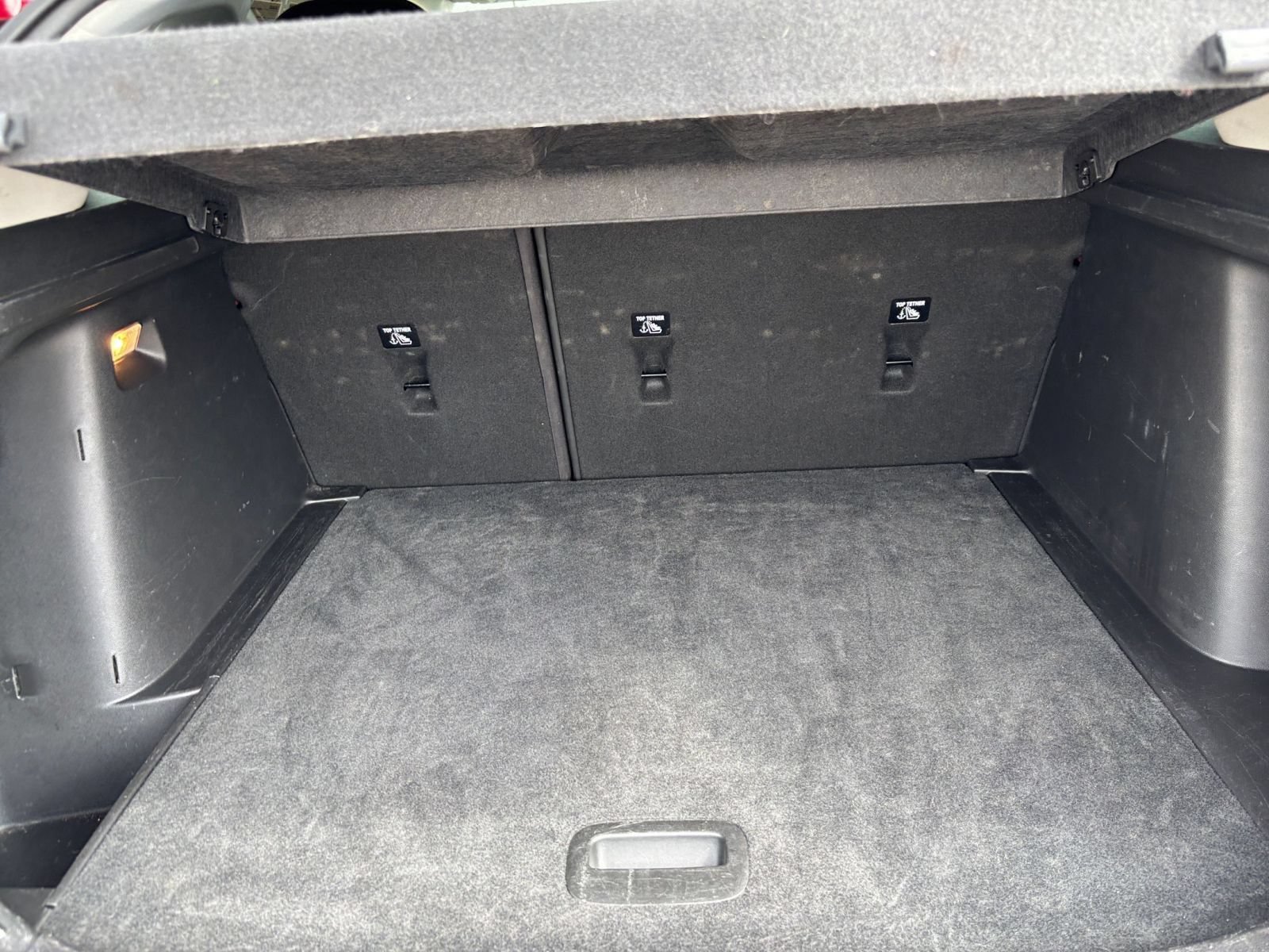 Used 2025 Chevrolet Trax LT FWD image 29