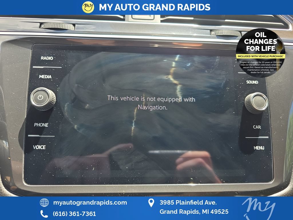 Used 2023 Volkswagen Tiguan SE AWD/4WD image 20